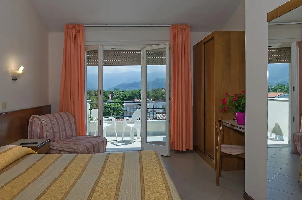 Hotel Montecarlo Lido di Camaiore