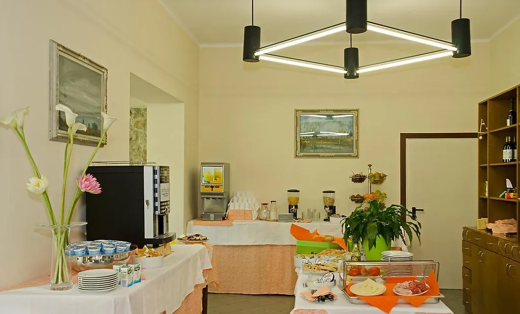 Hotel Montecarlo Lido di Camaiore